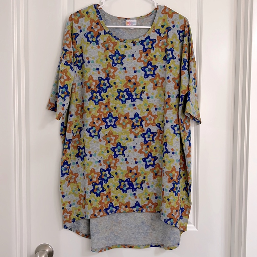 LuLaRoe Multicolor Irma‎ T-Shirt Size L